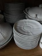 Furstenberg 51204 spierwit met relief, Antiek en Kunst, Ophalen