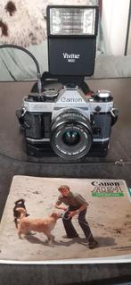 Canon AE-1 en een Pentax, Ophalen, Spiegelreflex, Canon, Zo goed als nieuw
