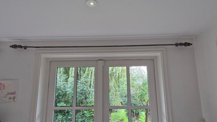Brocante gordijnroede 200 cm, 2 stuks, Huis en Inrichting, Stoffering | Gordijnen en Lamellen, Zo goed als nieuw, Minder dan 100 cm