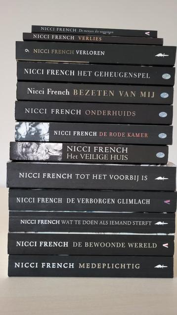 13 Nicci French boeken  beschikbaar voor biedingen