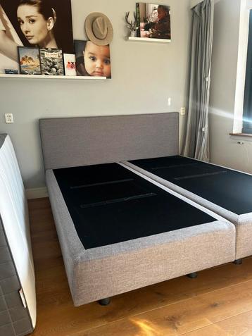 Auping boxspring 180x200 luxe grijze stof, solide onderstel beschikbaar voor biedingen