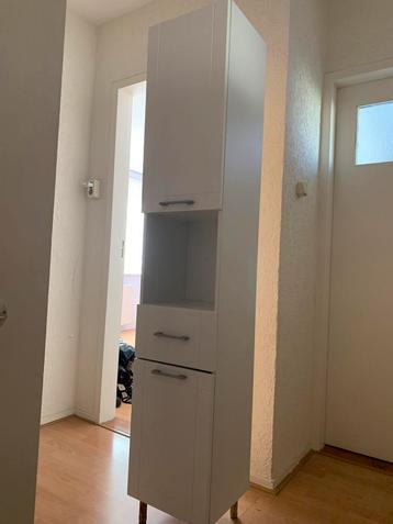 Hoge badkamerkast met lade en deuren 190 x 42 x 40 beschikbaar voor biedingen