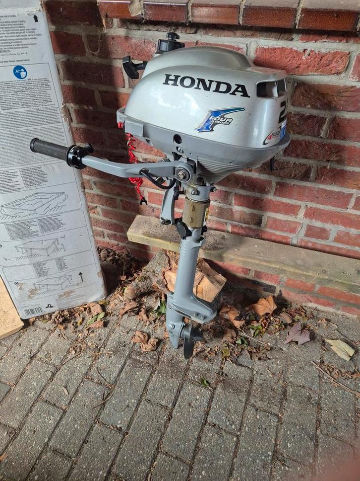 4-takt 2.3 PK Buitenboordmotor, Watersport en Boten, Buiten- en Binnenboordmotoren, Gebruikt, Benzine, Ophalen