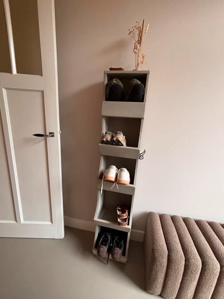Houten schoenenkast, Huis en Inrichting, Kasten | Schoenenkasten, Zo goed als nieuw, Ophalen