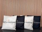 XL kussens van MOËT & CHANDON 50 x 50 cm  dubbelzijdig ‼️, Huis en Inrichting, Woonaccessoires | Kussens, Ophalen of Verzenden