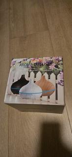 Aroma diffuser met 7 kleuren nieuw in doos, Ophalen of Verzenden, Nieuw