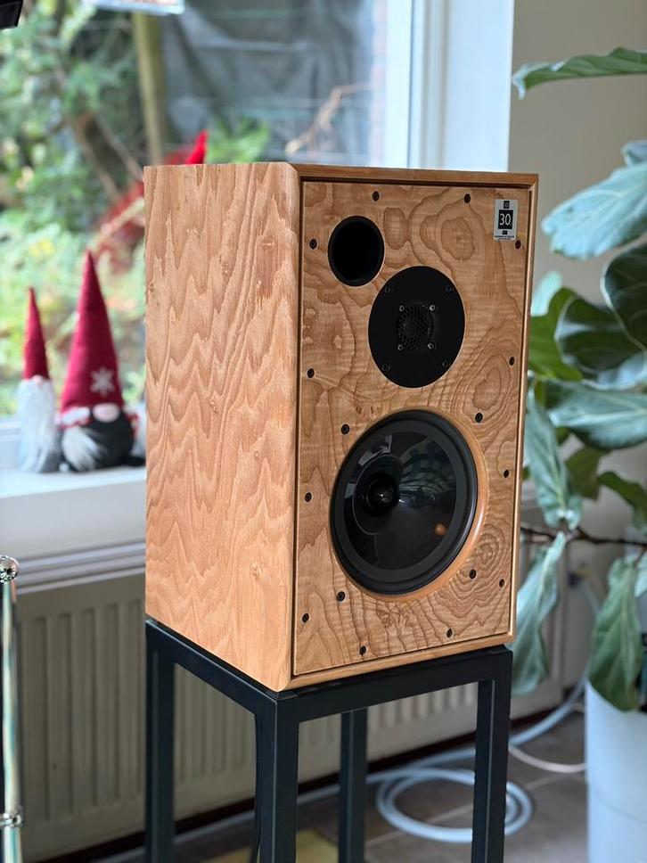 Harbeth M30.2 XD Tamo ash 6mnd oud incl stands, Audio, Tv en Foto, Luidsprekers, Zo goed als nieuw, Front, Rear of Stereo speakers