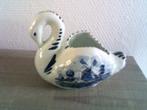Vintage delfts blauwe zwanen bloempot handpainted, Ophalen of Verzenden