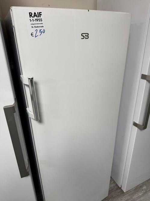 Kastmodel vriezer no frost gebruikt 225 Liter, Witgoed en Apparatuur, Vriezers en Diepvrieskisten, Zo goed als nieuw, Vrijstaand