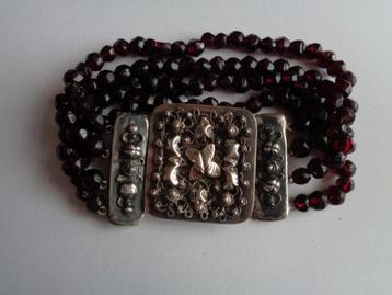 Zeeuwse granaten armband, zilveren slot beschikbaar voor biedingen