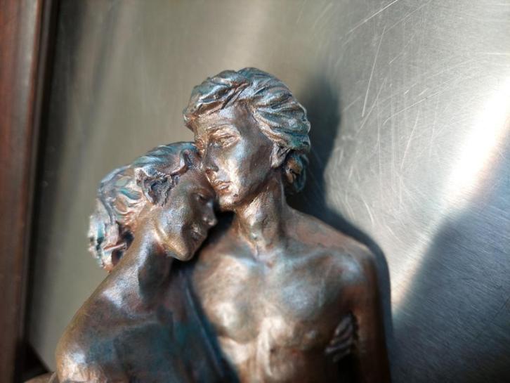 Marka Gallery / Beeld / Vrouw en man in intieme pose / 20cm., Antiek en Kunst, Kunst | Beelden en Houtsnijwerken, Ophalen of Verzenden
