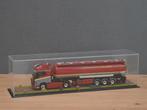 Dioramavitrine trekker + trailer (rode klinkers), Hobby en Vrije tijd, Modelauto's | 1:50, Ophalen of Verzenden, Nieuw, Bus of Vrachtwagen