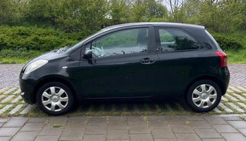 Toyota Yaris 1.0 vvti Terra beschikbaar voor biedingen