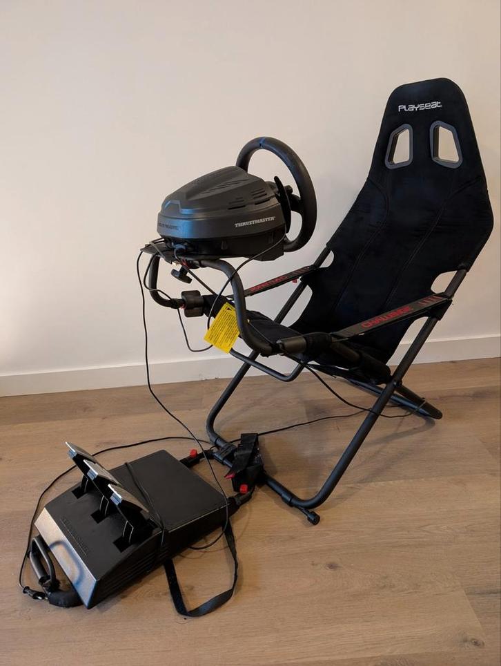 Thrustmaster T300RS GT + Playseat Challenge sim racing, Spelcomputers en Games, Spelcomputers | Sony PlayStation Consoles | Accessoires