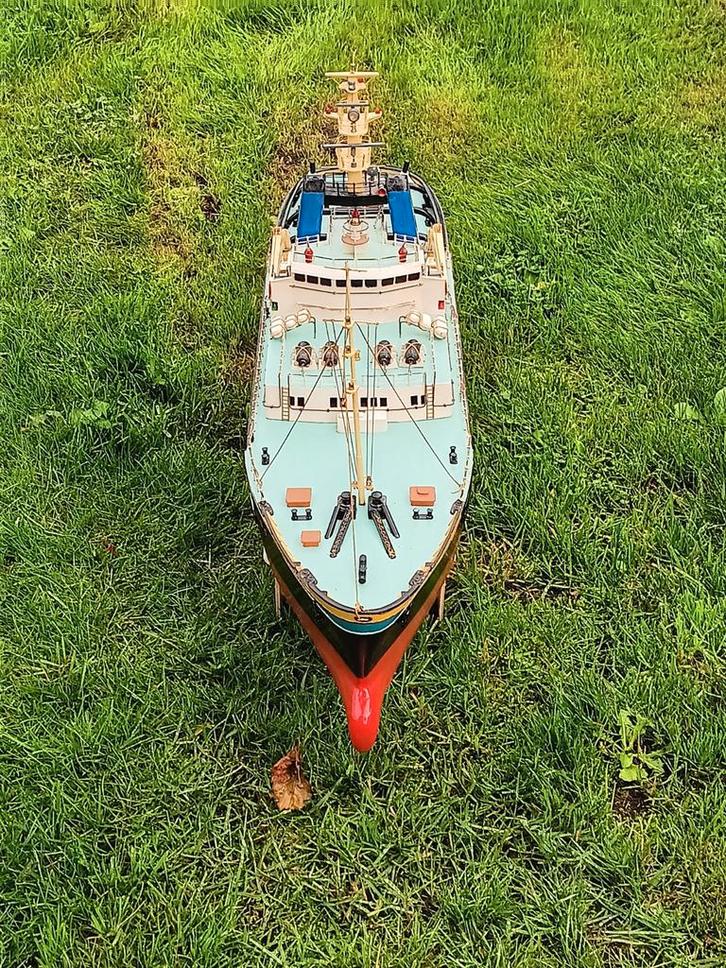 Prachtig Smit Rotterdam, alle benodigde nieuw onderdelen in, Hobby en Vrije tijd, Modelbouw | Boten en Schepen, Zo goed als nieuw