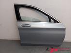 Portier 4Deurs rechts-voor van een Mercedes C-Klasse (988)