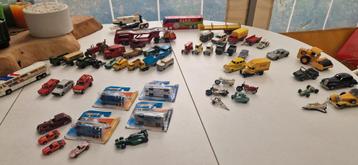 Lot model autootjes beschikbaar voor biedingen