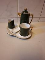 Groen Koffieserviesje met gouden details, Antiek en Kunst, Antiek | Servies compleet, Ophalen of Verzenden