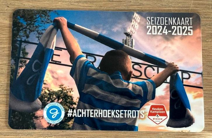 Voetbal kaart / card Seizoenkaart De Graafschap  2024 - 2025, Hobby en Vrije tijd, Verzamelkaartspellen | Magic the Gathering