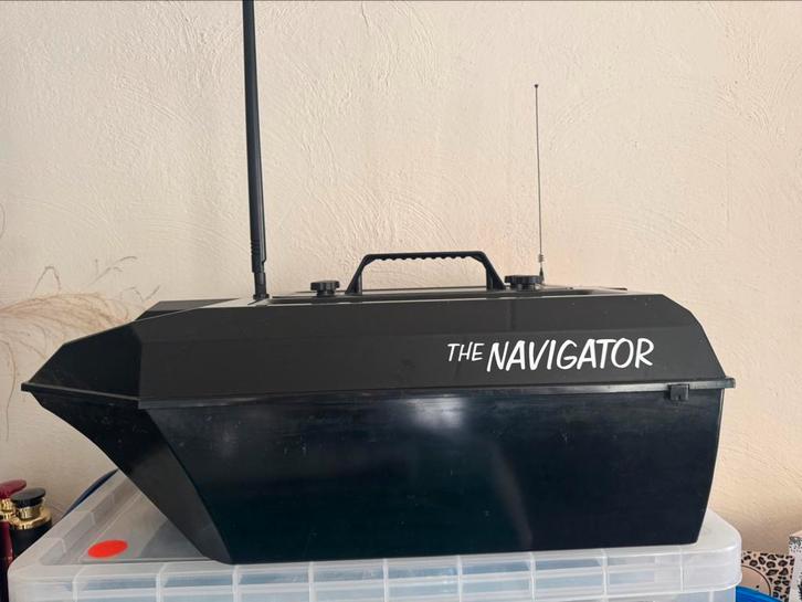 Navigator voerboot karpervissen, Watersport en Boten, Hengelsport | Karpervissen, Zo goed als nieuw, Overige typen, Ophalen