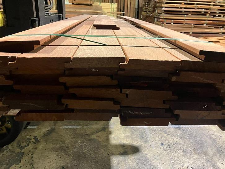 Hardhout-Jatoba-channelsiding-rabatdelen-geveldeel-schutting, Tuin en Terras, Palen, Balken en Planken, Nieuw, Planken, 250 cm of meer