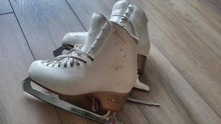 Edea Overture Kunstschaatsen Maat 235, Sport en Fitness, Schaatsen, Ophalen of Verzenden