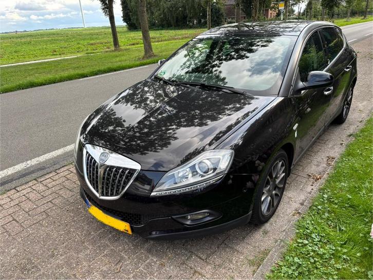 Lancia Delta 1.4 16V Multiair 2011 Zwart, Auto's, Lancia, Particulier, Delta, ABS, Adaptieve lichten, Adaptive Cruise Control