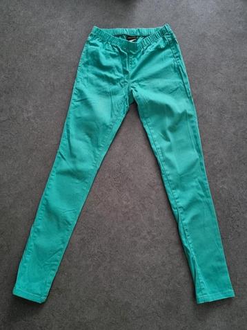 Groene Pieces Broek - Maat S / kleine M. Bermuda Green beschikbaar voor biedingen
