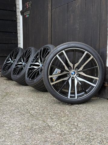 Nieuwe set bmw 742M x5 x6 velgen 22” 5x112 Pirelli  7mm TPMS beschikbaar voor biedingen