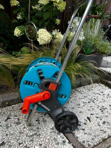 Gardena slangenhaspe, slang inbegrepen  beschikbaar voor biedingen