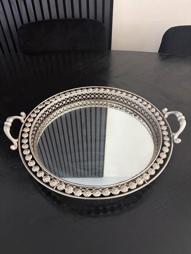 Zilverkleurige Spiegel Dienbladen Set, Huis en Inrichting, Woonaccessoires | Schalen en Manden, Gebruikt, Schaal, Ovaal, Glas