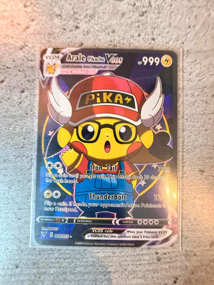Arale Pikachu VCOS – Pokémon Cosplay Proxy, Hobby en Vrije tijd, Verzamelkaartspellen | Pokémon, Zo goed als nieuw, Verzenden