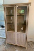 Vitrinekast Ratan, Ophalen, Gebruikt, 50 tot 100 cm, 150 tot 200 cm