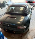 BMW Z3 met schade aan motorkap en linkerportier, Stoelverwarming, Achterwielaandrijving, Beige, 4 cilinders