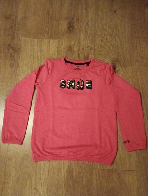 Mooie fuchsia roze trui mt 134/140, Kinderen en Baby's, Kinderkleding | Maat 134, Zo goed als nieuw, Meisje, Trui of Vest, Ophalen of Verzenden