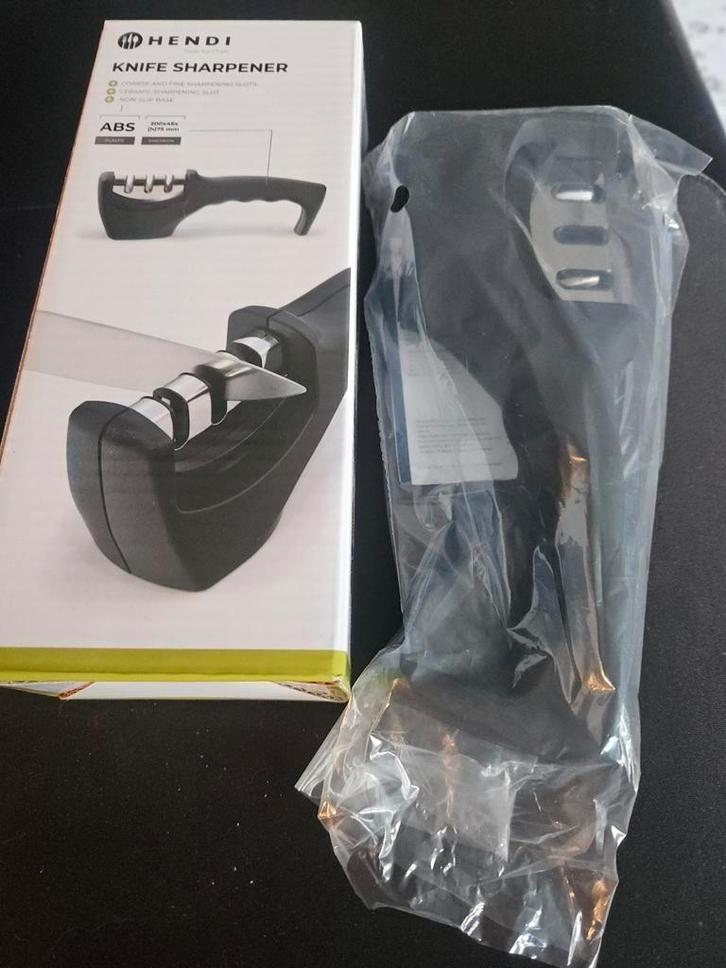 HENDI Messenslijper ergonomisch ontwerp 3-in-1 functie nieuw, Huis en Inrichting, Keuken | Keukenbenodigdheden, Nieuw, Ophalen of Verzenden