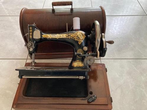 Singer naaimachine antiek, Antiek en Kunst, Antiek | Naaimachines, Ophalen of Verzenden