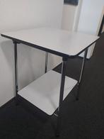 Vintage formica keuken/koffie- ontbijttafeltje - perfect, Huis en Inrichting, Tafels | Bijzettafels, Ophalen, Vintage, 55 tot 75 cm