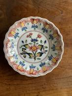 Makkum aardewerk schaaltje/ bordje, Antiek en Kunst, Antiek | Wandborden en Tegels, Ophalen of Verzenden