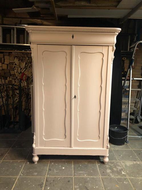 Meidenkast zacht roze in goede staat, Kinderen en Baby's, Kinderkamer | Commodes en Kasten, Gebruikt, 105 cm of meer, 100 cm of meer