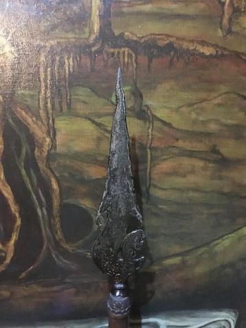 Tumbak (keris soort) beschikbaar voor biedingen