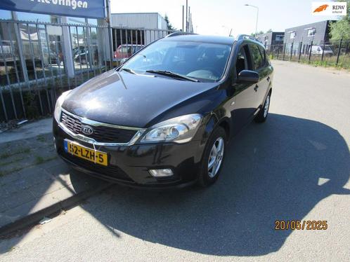 Kia Cee'd 1.4 CVVT Seven Business, Auto's, Kia, Particulier, Te koop, (Pro) Cee d, ABS, Airbags, Airconditioning, Alarm, Centrale vergrendeling