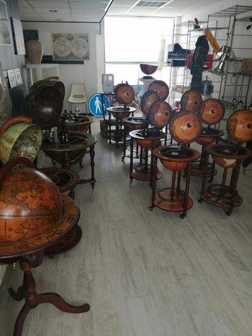 Globe bar globebar wijn bar wereldbol bar drank bar va. 89.  beschikbaar voor biedingen