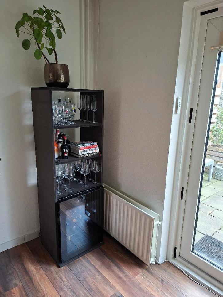 Klimaatkast met ombouw, Huis en Inrichting, Woonaccessoires | Wijnrekken, Gebruikt, 75 cm of meer, Hout, 15 tot 25 flessen, Ophalen