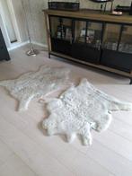 Twee goed onderhouden schapenvachten, 50 tot 100 cm, Zo goed als nieuw, Overige vormen, Crème