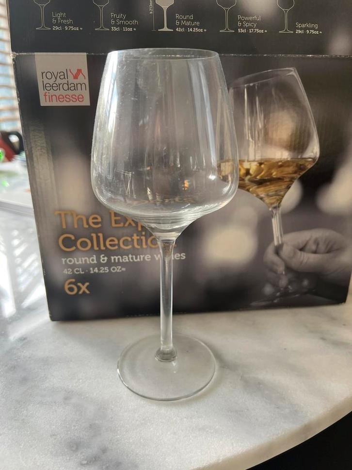 6x Wijnglas Round & Mature 42cl van Royal Leerdam, Huis en Inrichting, Keuken | Servies, Zo goed als nieuw, Glas of Glazen, Overige stijlen