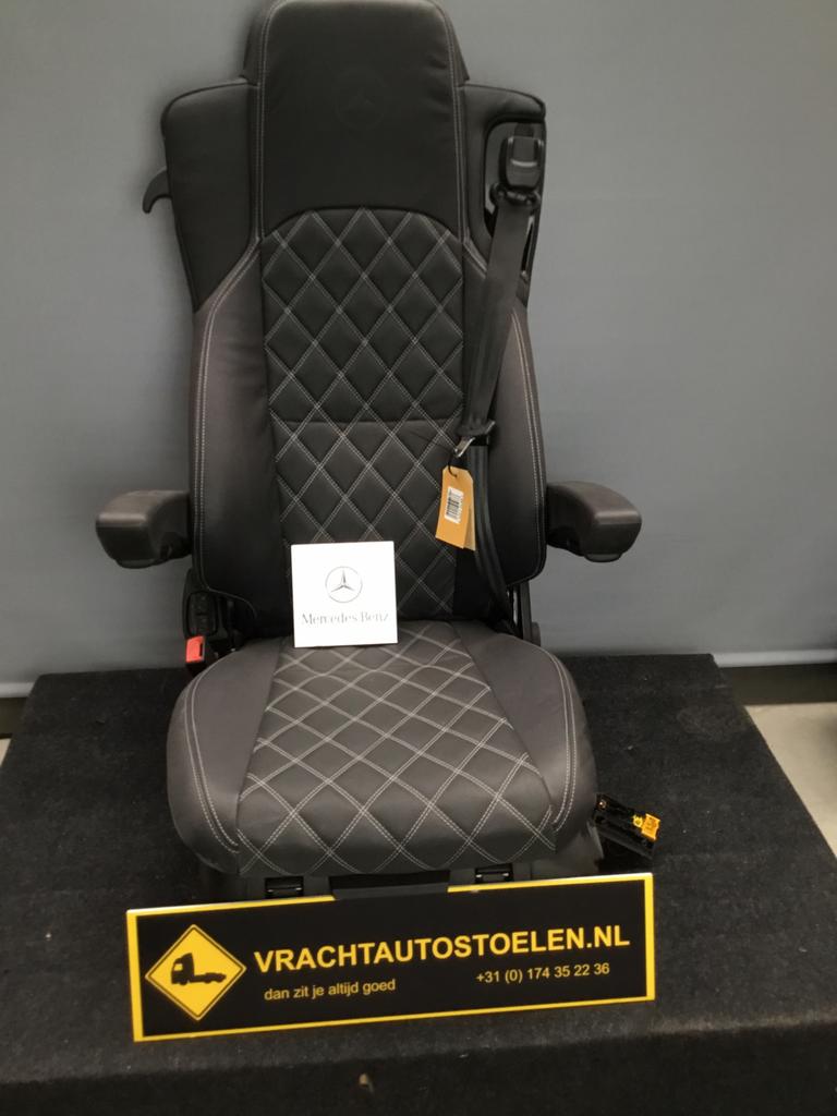 Wauw ! Mercedes Grammer chauffeursstoel zwart leer met logo, Ophalen of Verzenden, Gereviseerd, Mercedes-Benz, Interieur en Bekleding