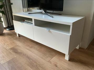 TV meubel Besta IKEA beschikbaar voor biedingen