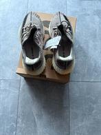 Nieuw in doos yeezy boost zyon, Kinderen en Baby's, Ophalen of Verzenden, Zo goed als nieuw, Jongetje of Meisje, Schoentjes