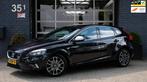 Volvo V40 1.6 T3 R-Design, Voorwielaandrijving, Gebruikt, Zwart, 4 cilinders